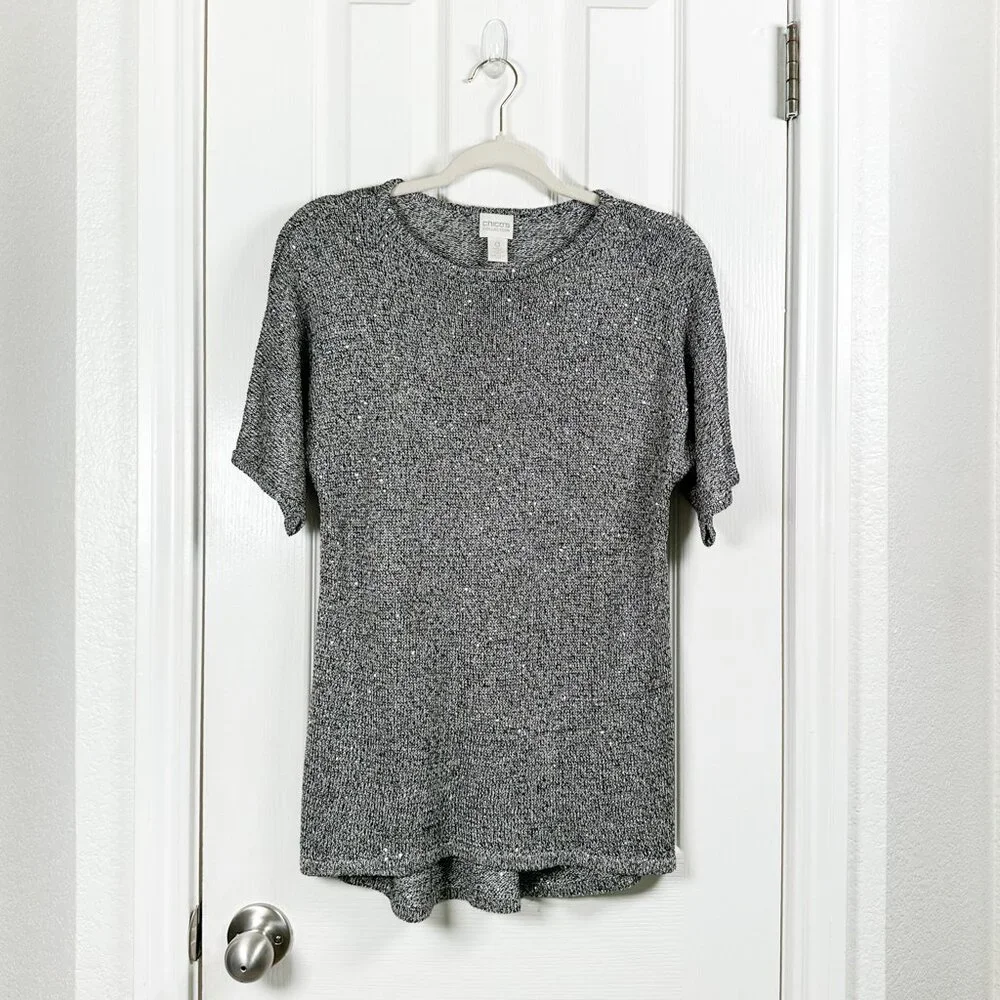 Chico’s Silver Sequin Knit Sweater Top Short Sleeve Party Holiday Women’s 0 XS/S - Picture 1 of 7